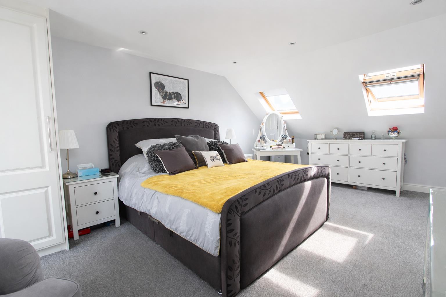 Godalming Avenue, Wallington